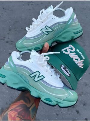 New Balance 1000 Sneakers – Mallard Green Heritage Style