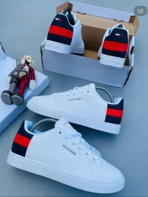 Tommy Hilfiger Sneakers – Classic Style & Comfort