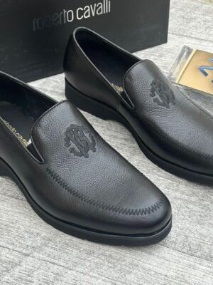 Black Leather Shoe with Embroidered Logo | Tconcorde